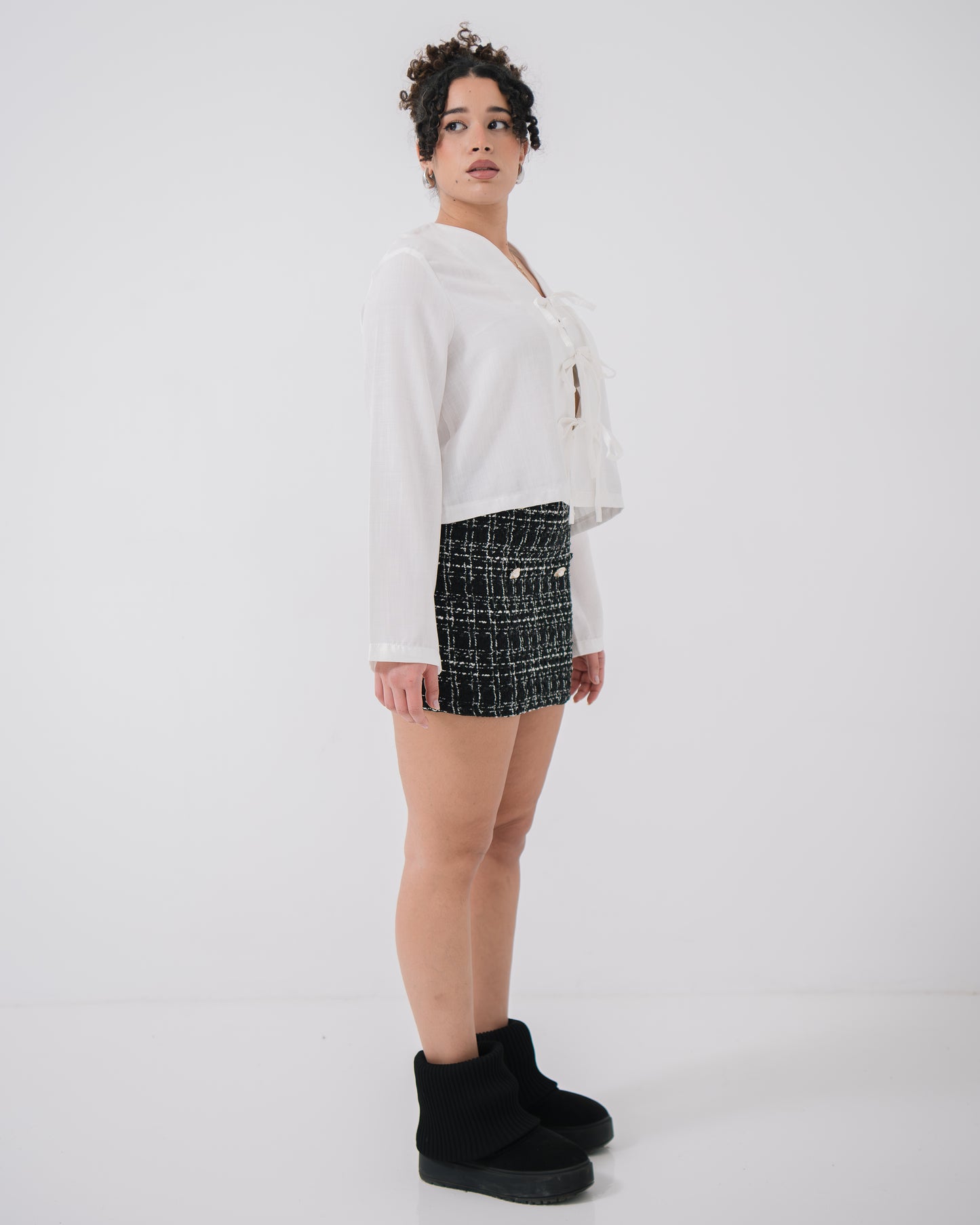 Aria white linen blouse